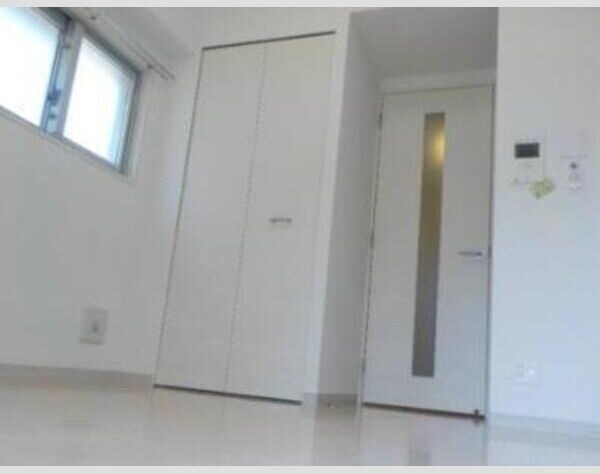 エステムプラザ大手前エヴァースの物件内観写真