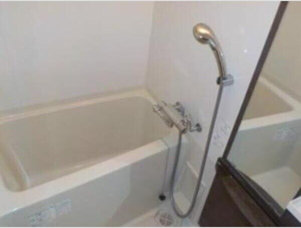 エステムプラザ大手前エヴァースの物件内観写真