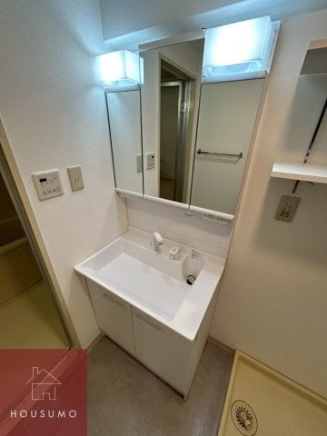 シャトー・レイクルイーズの物件内観写真