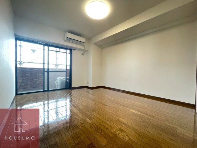 ロイヤルコート生江の物件内観写真