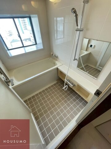 ロイヤルコート生江の物件内観写真