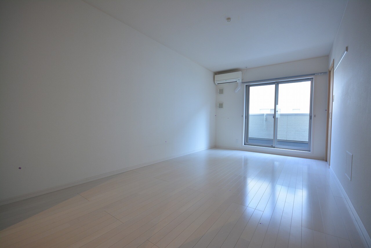 ボンジューネの物件内観写真