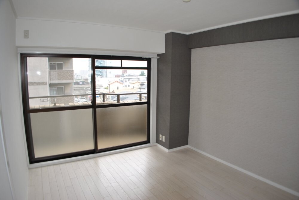 日宝ライフ放出西の物件内観写真