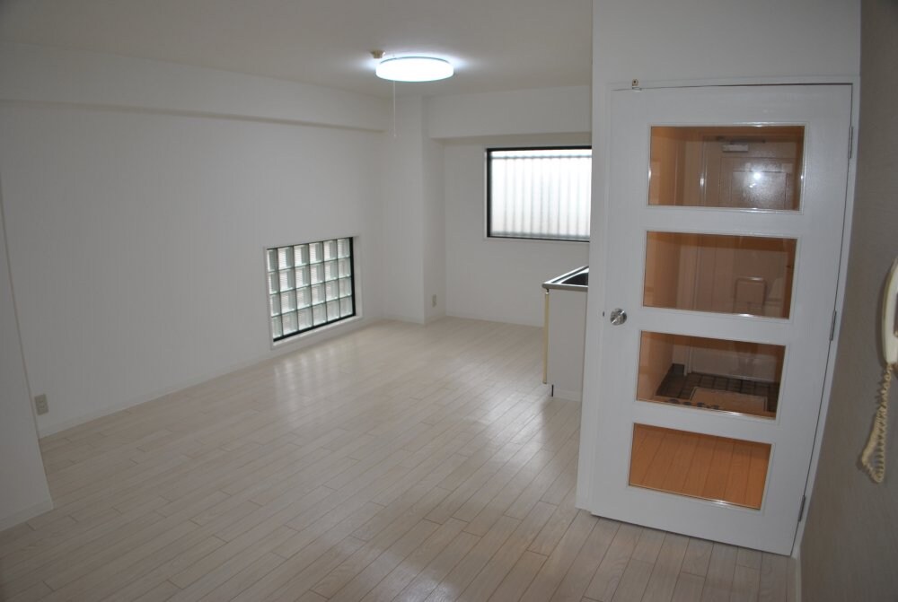 日宝ライフ放出西の物件内観写真