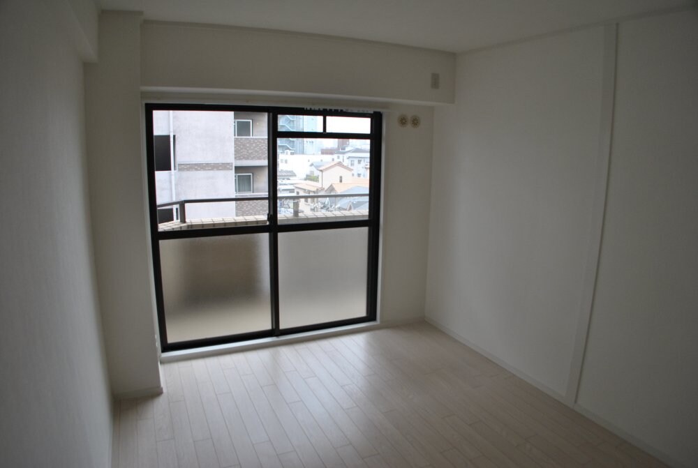 日宝ライフ放出西の物件内観写真