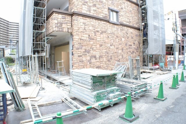 スプランディッド放出の物件外観写真