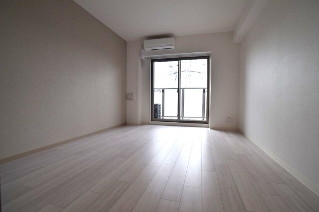 ファーストフィオーレ京橋イーストの物件内観写真