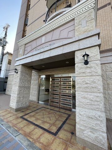 Uresidence京橋の物件外観写真