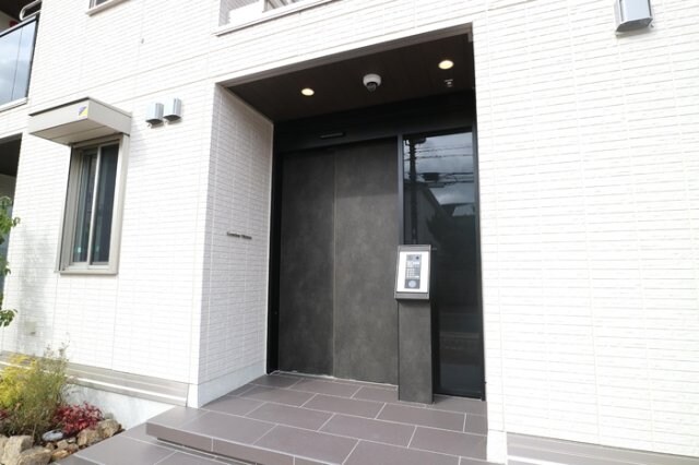 グランドール清水の物件外観写真