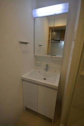 スプランディッド京橋EASTの物件内観写真