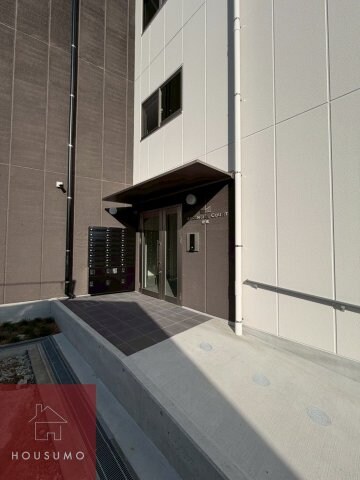 アルカンシェルコート緑橋の物件外観写真