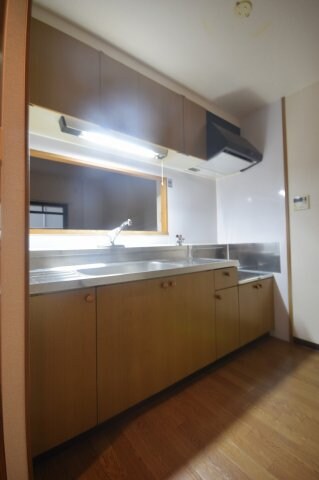 グラン・シャリオの物件内観写真