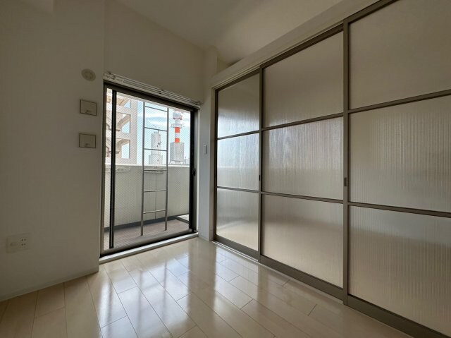 セレニテ神戸元町の物件内観写真