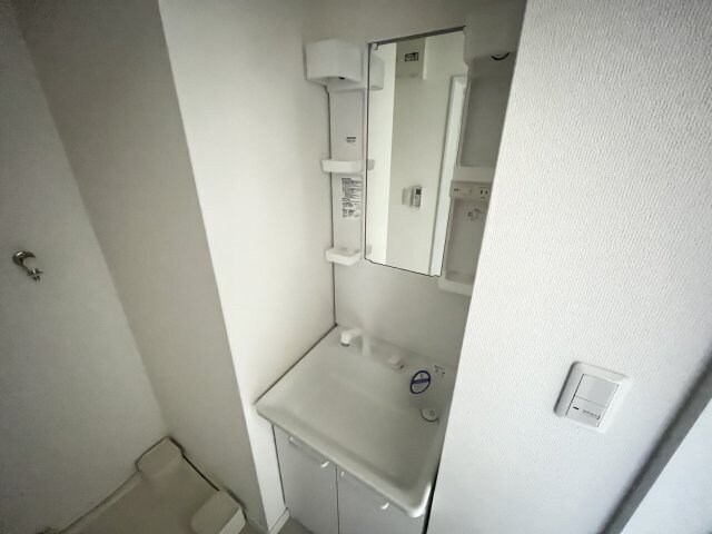 アクロス神戸灘アパートメントの物件内観写真