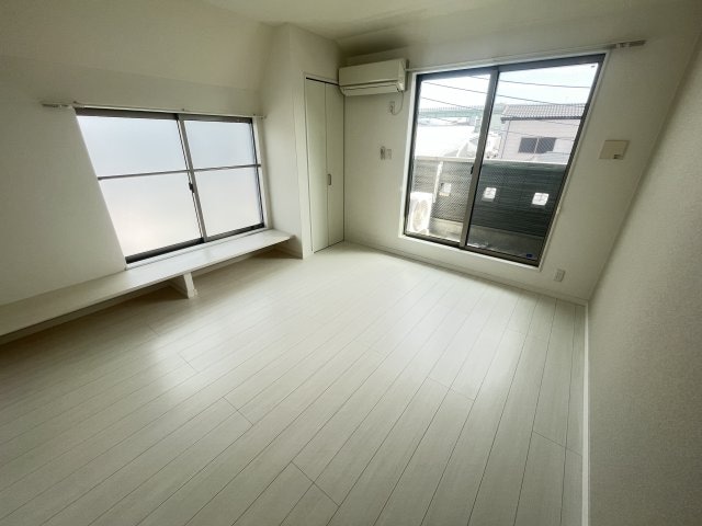 アクロス神戸灘アパートメントの物件内観写真