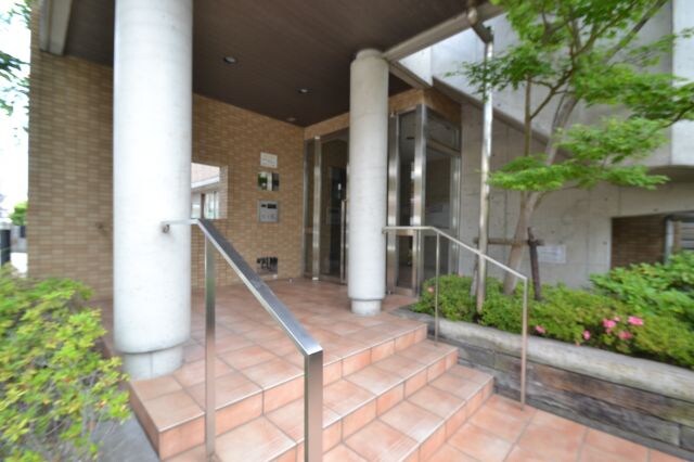 OZパレスの物件外観写真