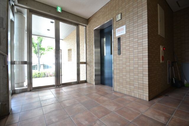 OZパレスの物件外観写真