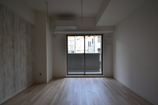 ワールドアイ神戸湊町の物件内観写真