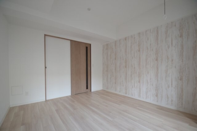 ワールドアイ神戸湊町の物件内観写真