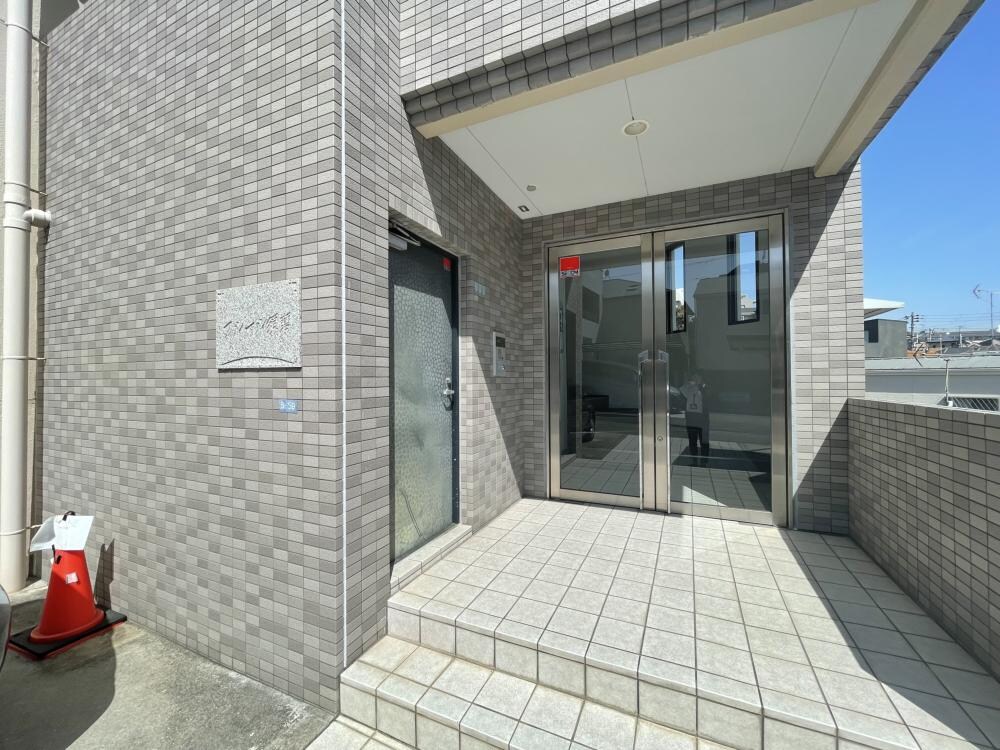 フルール須磨の物件外観写真