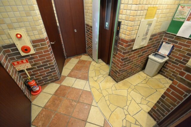 クレアール神戸の物件外観写真