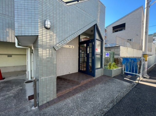 メゾンフレールの物件外観写真