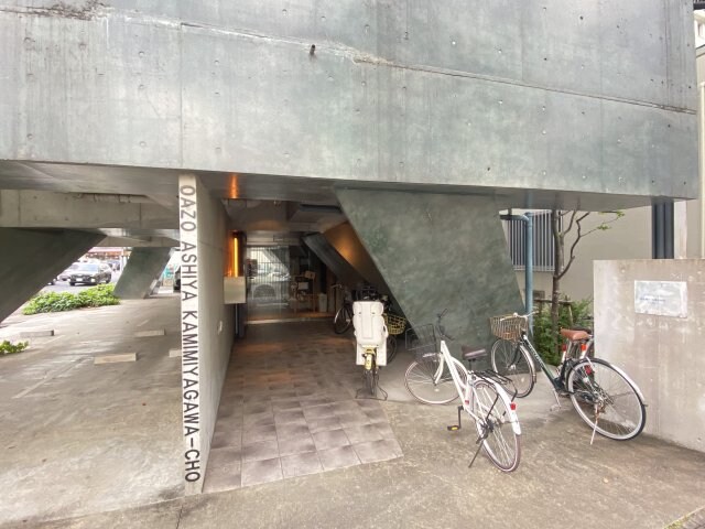 OAZO芦屋上宮川町の物件外観写真