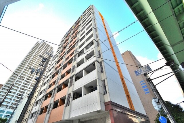 カスタリア三宮の物件外観写真