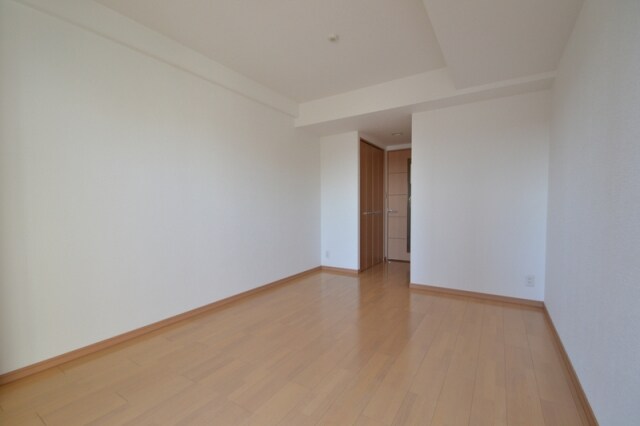 カスタリア三宮の物件内観写真