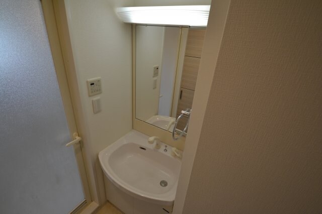 エスティ・ロアール神戸西の物件内観写真