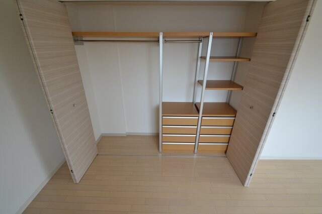 エスティ・ロアール神戸西の物件内観写真