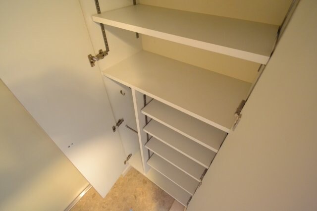 エスティ・ロアール神戸西の物件内観写真