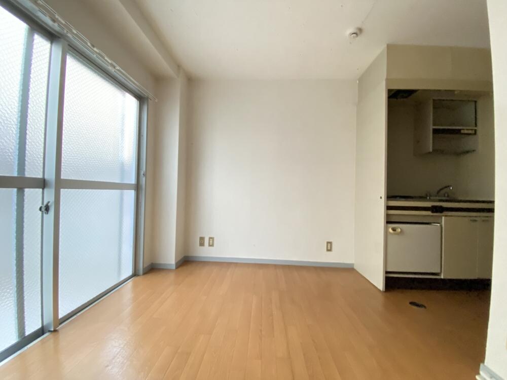 メゾン栄光園の物件内観写真