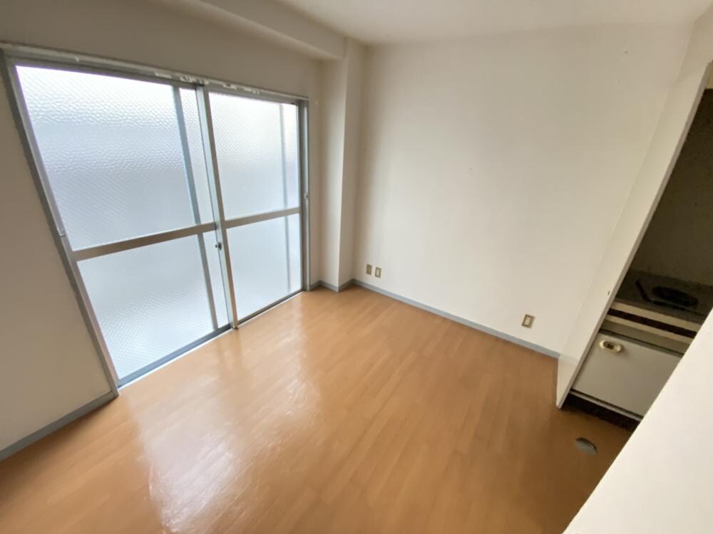 メゾン栄光園の物件内観写真