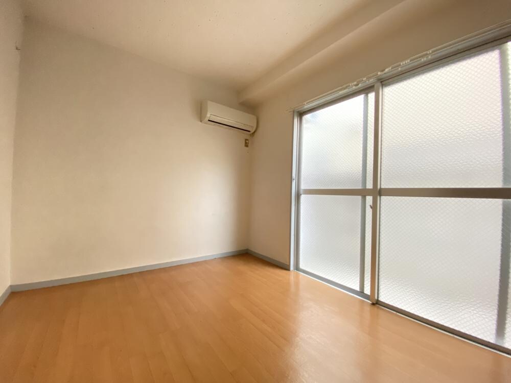 メゾン栄光園の物件内観写真