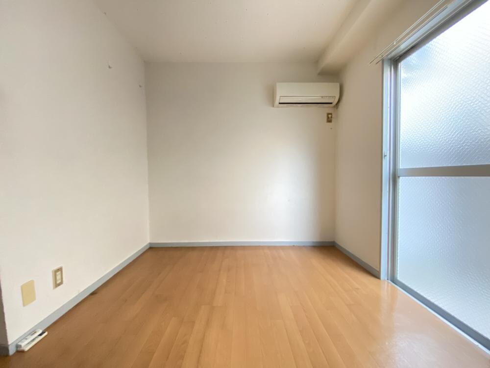 メゾン栄光園の物件内観写真