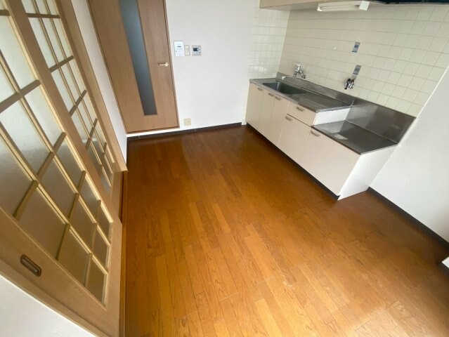 ジュエリー山手の物件内観写真