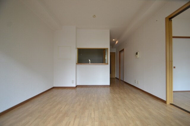 フロレセール南六甲の物件内観写真