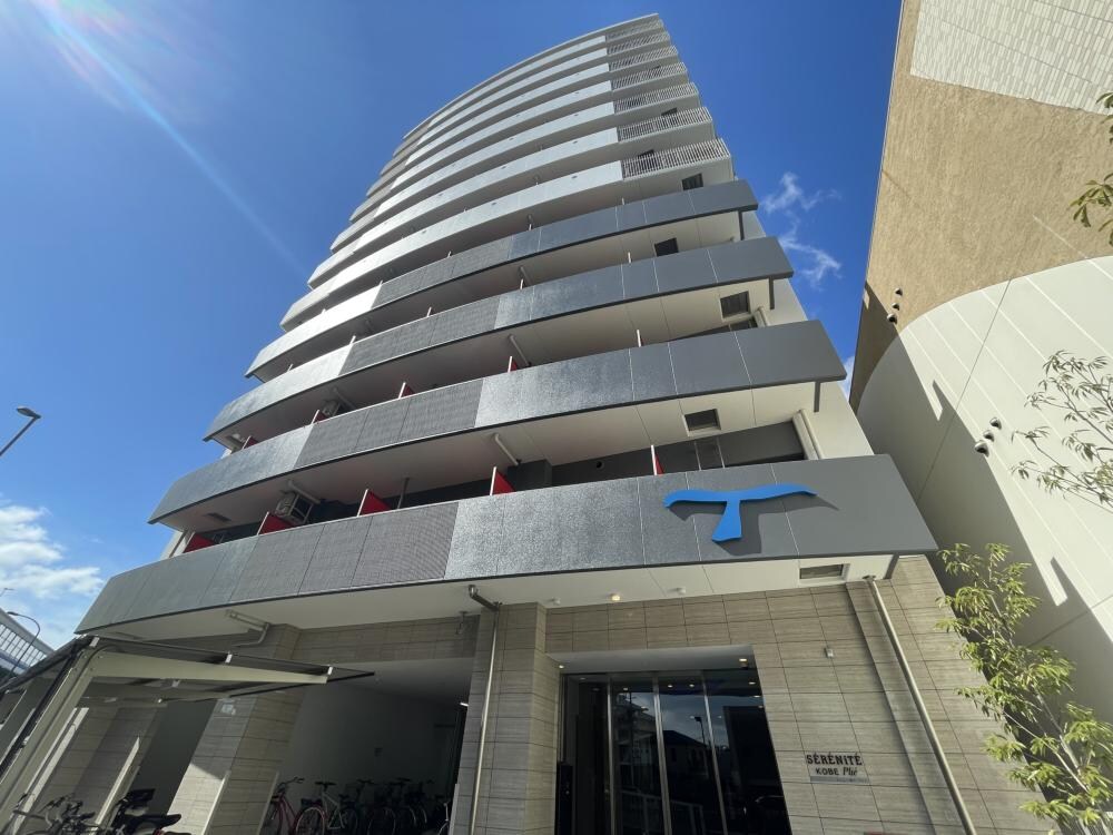 セレニテ神戸プリエの物件外観写真