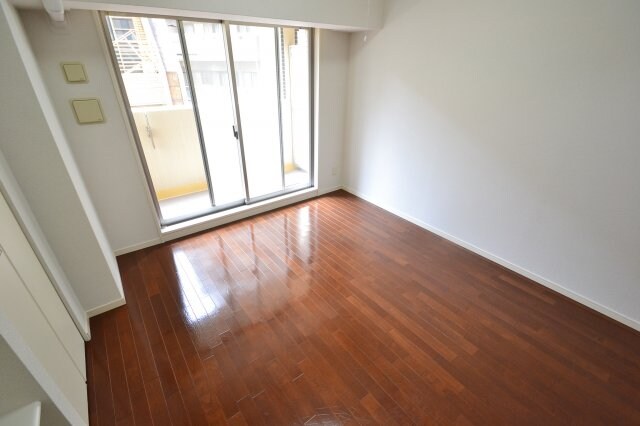 プレジール三ノ宮2の物件内観写真