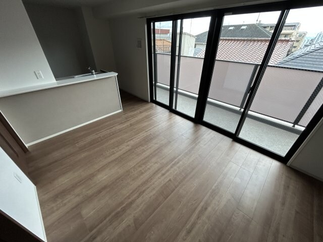 GOPI RESIDENCESの物件内観写真