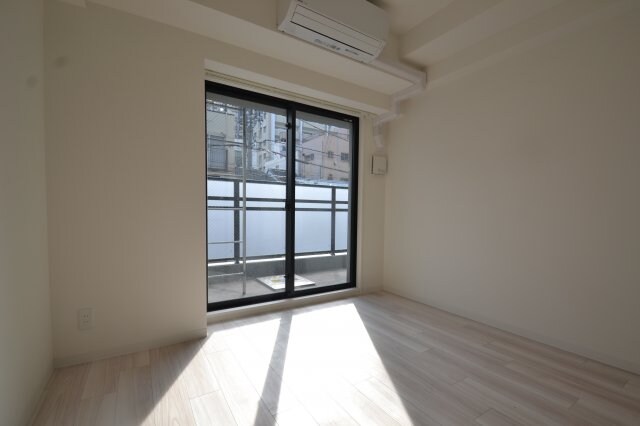 ファーストフィオーレ神戸湊町の物件内観写真