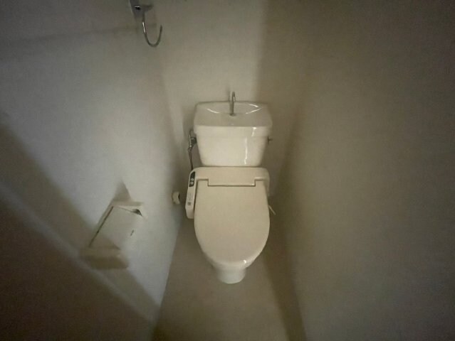 ロイヤルコート神戸岡本の物件内観写真