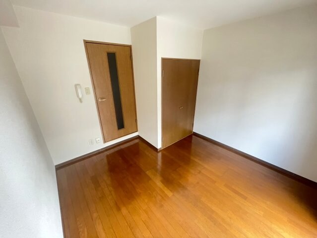 ロイヤルコート神戸岡本の物件内観写真