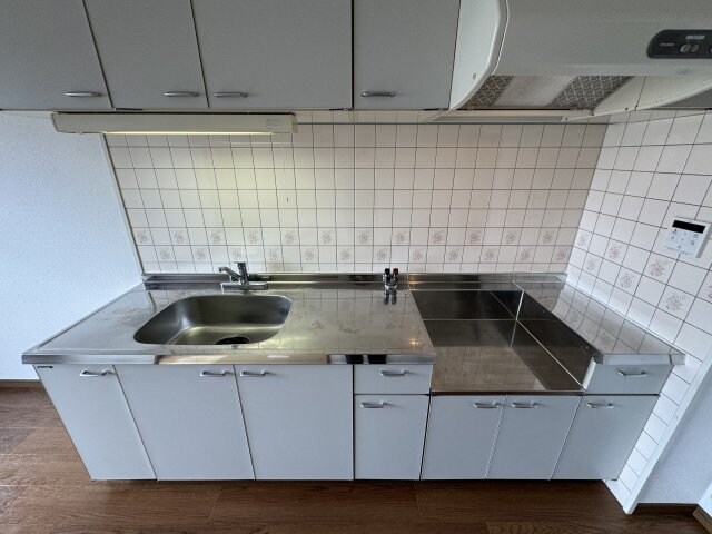 サンリッジ湊川の物件内観写真