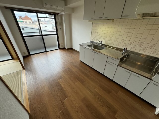 サンリッジ湊川の物件内観写真