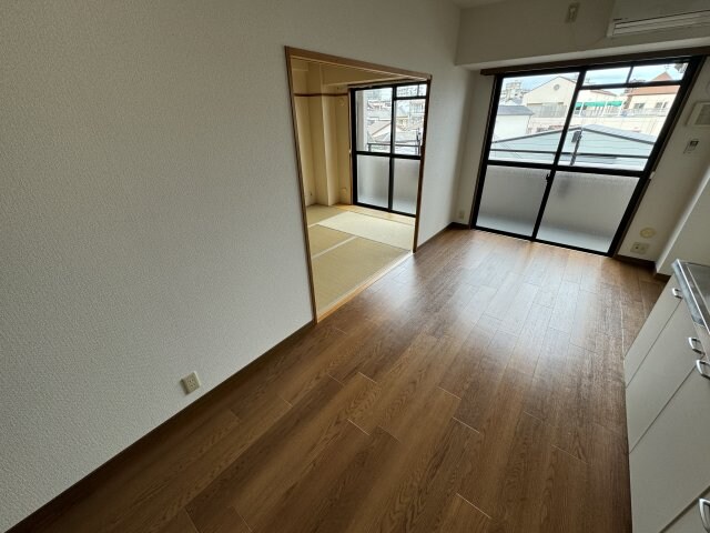 サンリッジ湊川の物件内観写真