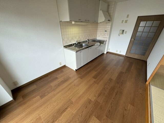 サンリッジ湊川の物件内観写真