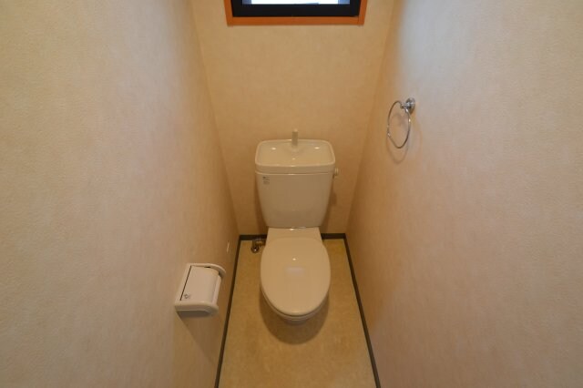 プレサンス神戸裁判所前の物件内観写真