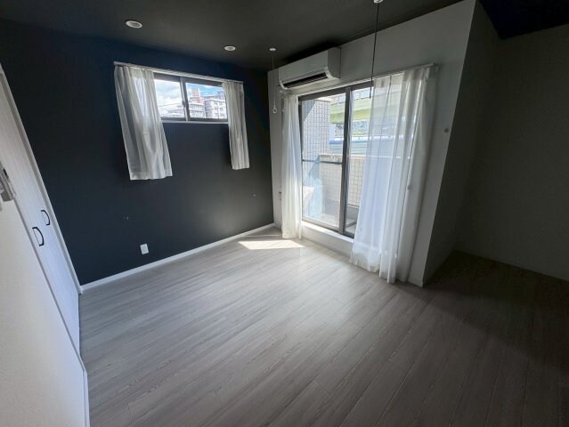 エヌエムサンカンテキャトフE棟の物件内観写真